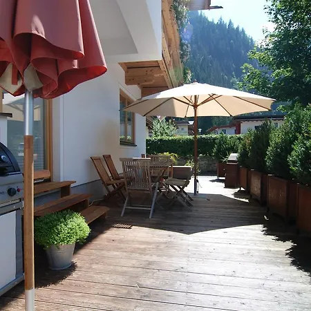 Alpen Hochmuth 公寓